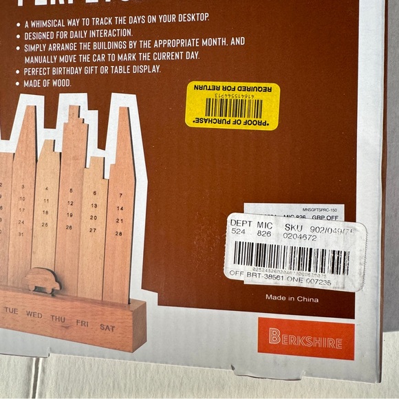 NEW IN BOX Berkshire Perpetual Calendar Cityscape Skyscrapers Wood Buildings - Picture 5 of 5